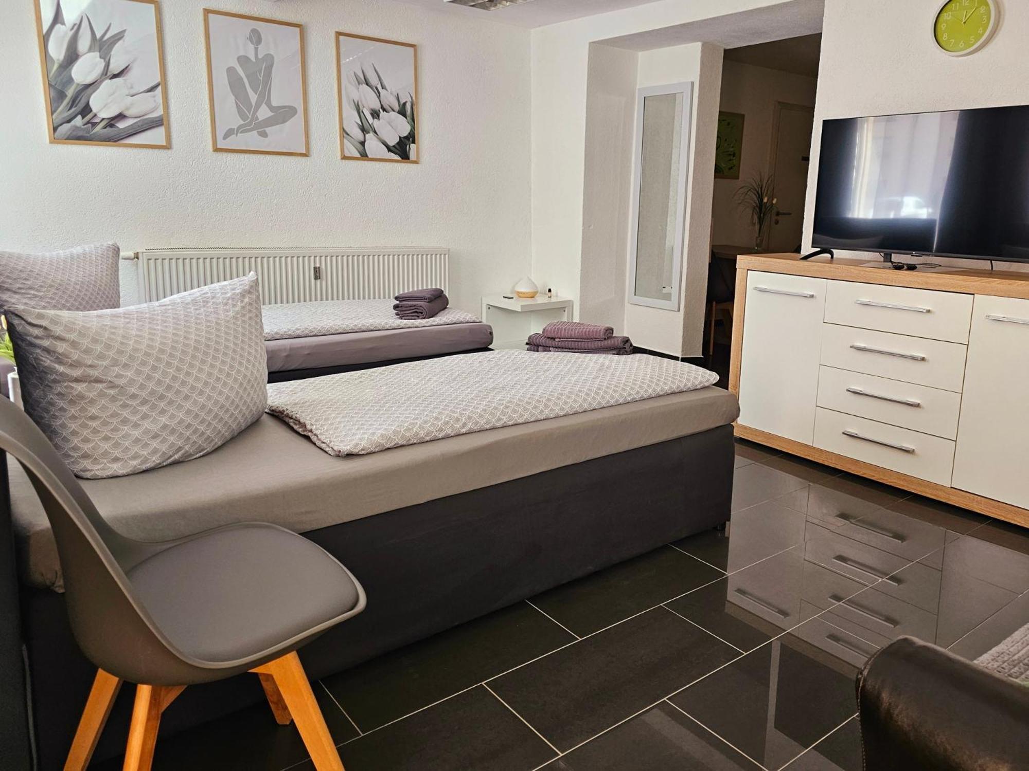 Gaesteappartement Viktoria Sinsheim Exterior foto